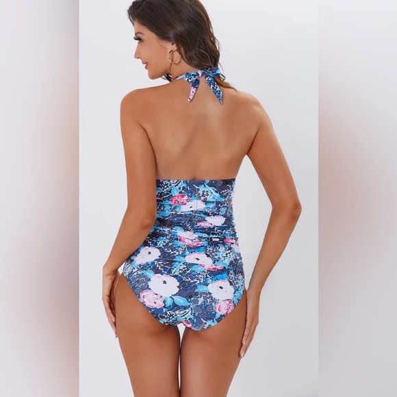 Liora - Picture 2 of 4